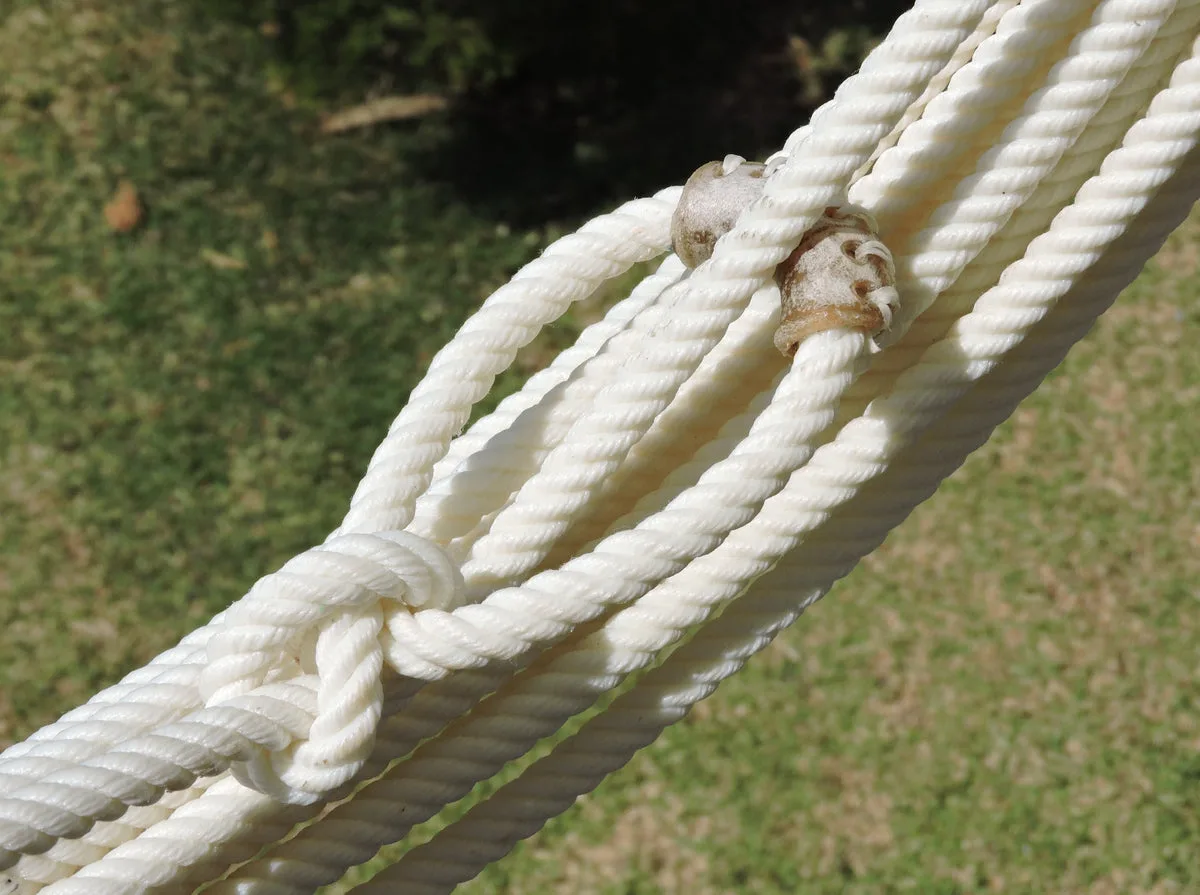 Close view of the honda and strands of the Ranch Rope 4 Strand